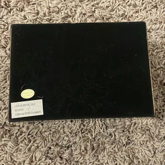 James Michael Carbon Fiber Jewelry Box - Picture 8 of 9